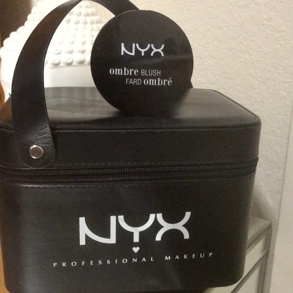 NYX Makeup box